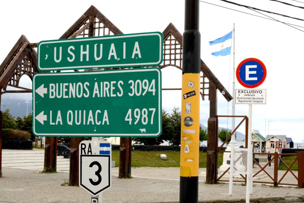 Direzione e distanza da ushuaia